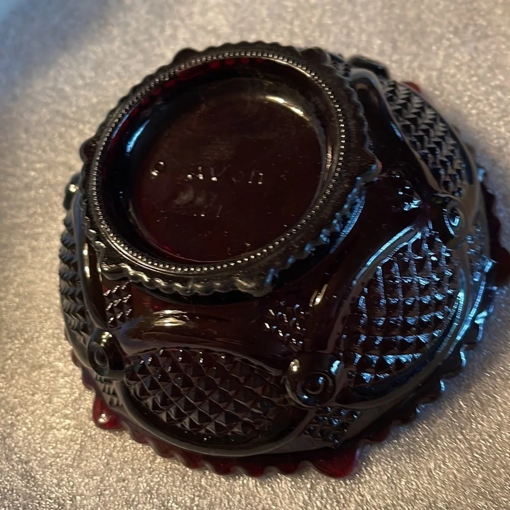 Avon Vintage Cape Cod Red Dessert Bowl